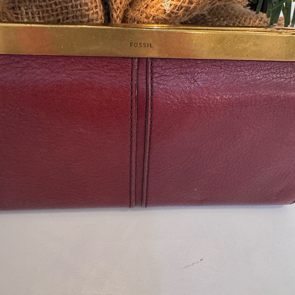 Fossil Women's Brown / Bronze Clutch